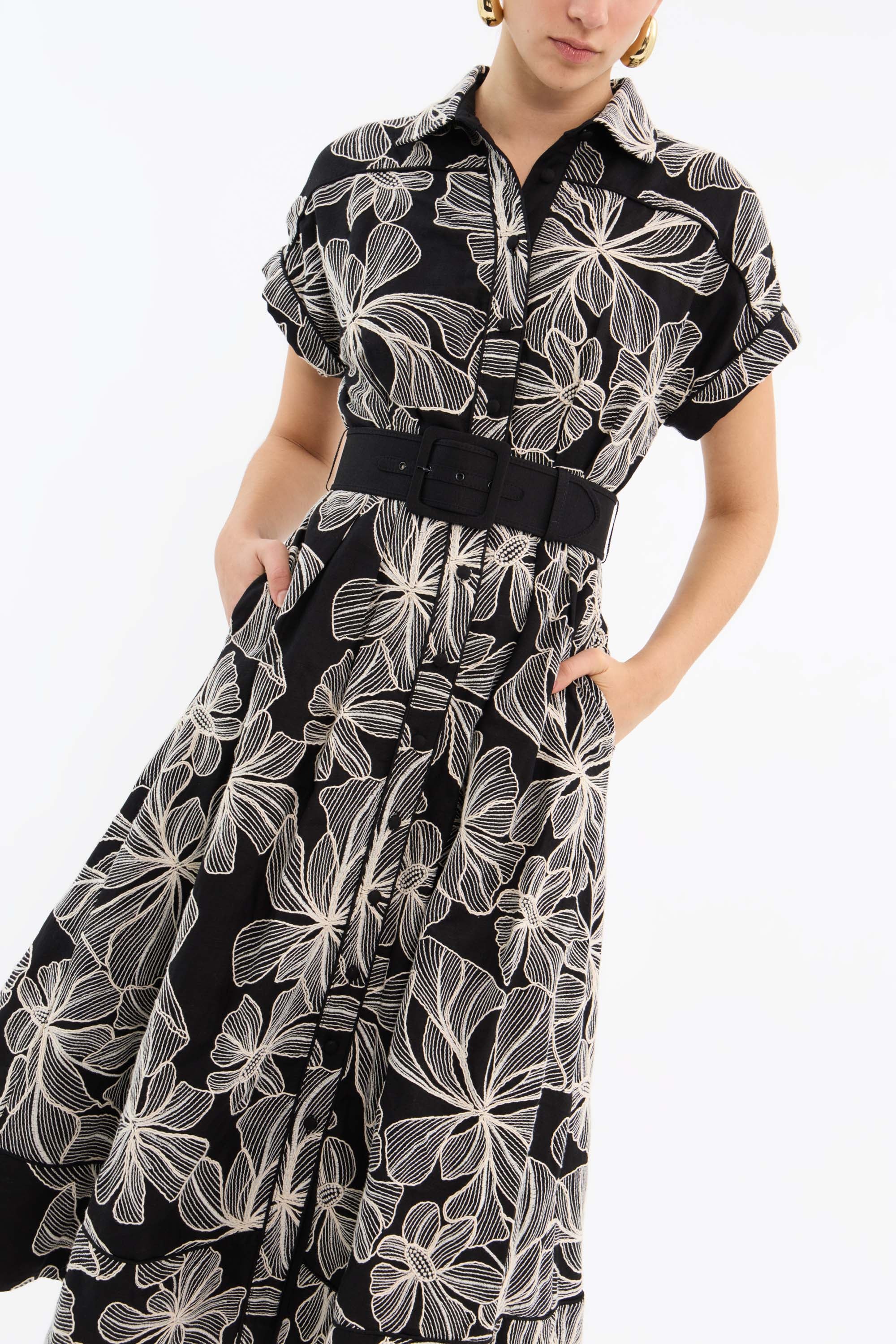 Amira Short Sleeve Midi Dress - Image 5