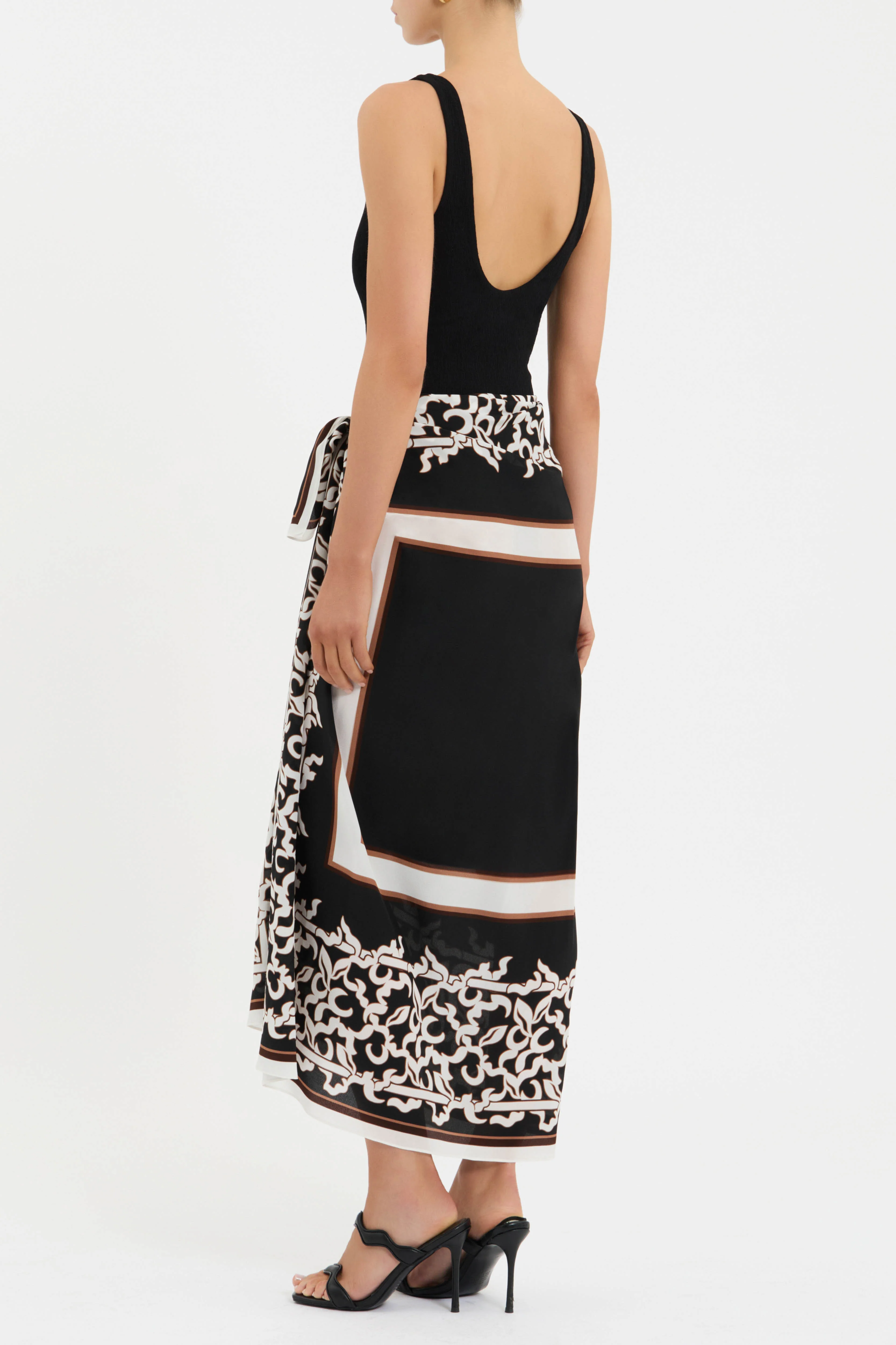 Sundia Sarong - Image 4