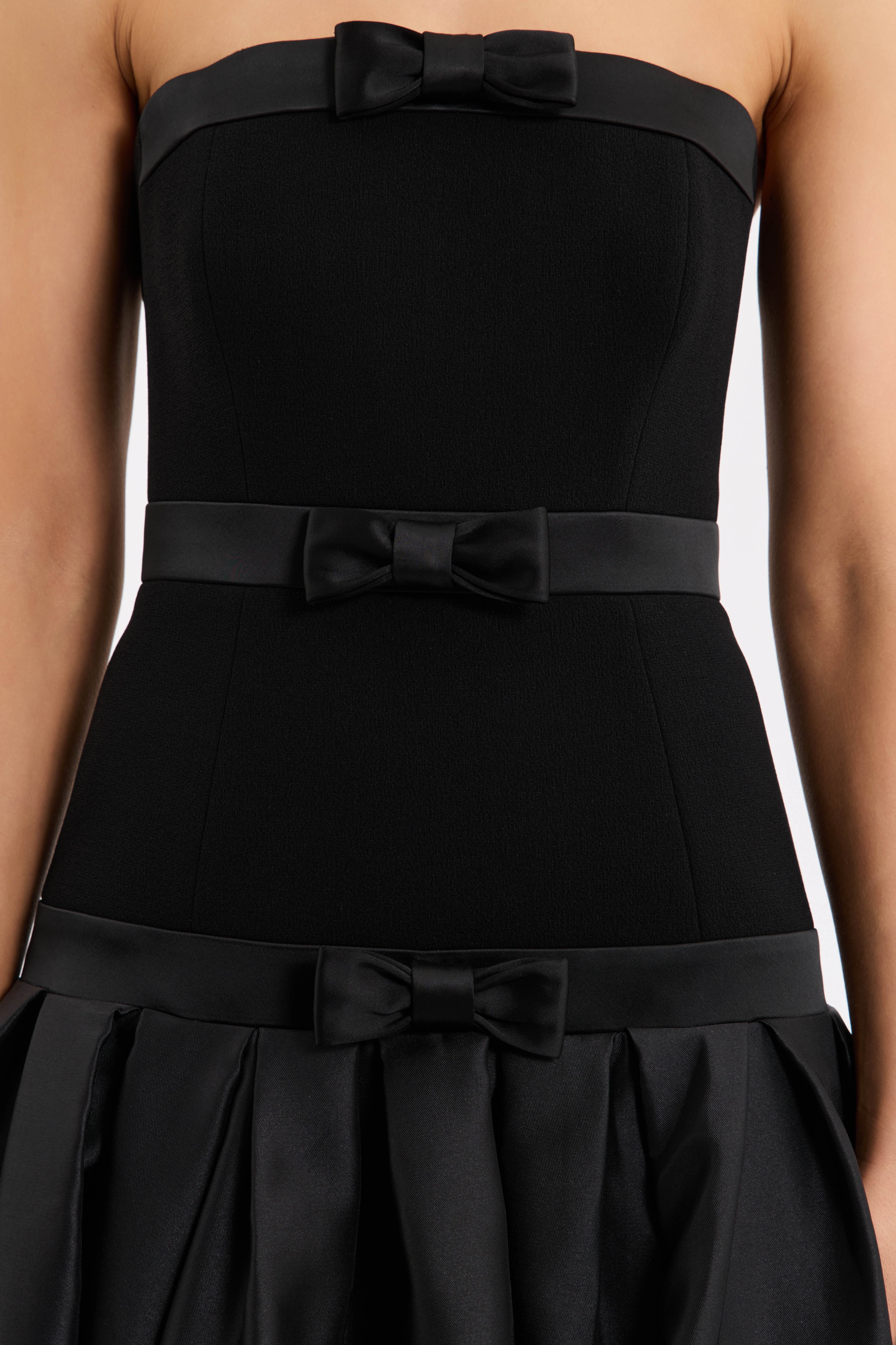 Zendaya Gown - Image 6